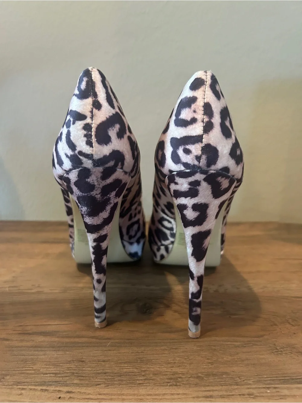 Victoria's Secret Leopard Print Peep-Toe Platform Pumps - Nude/Black